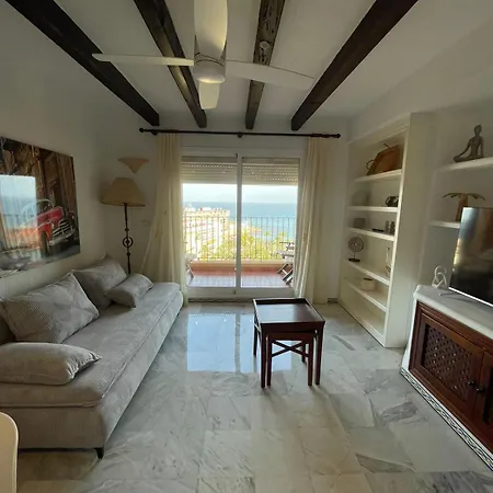 Апартаменты Atalayas, Sea View, Pool, Wifi Торевьиа